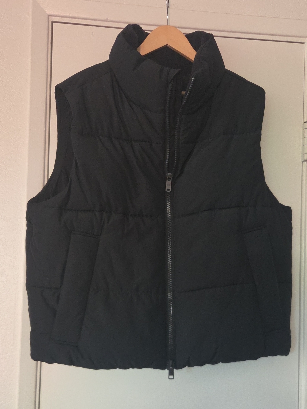 YPB On The Go Collection Puffer Vest - Black